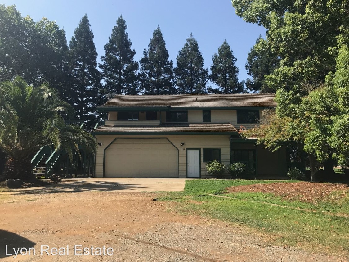 Primary Photo - 12930 Mugleston Ln