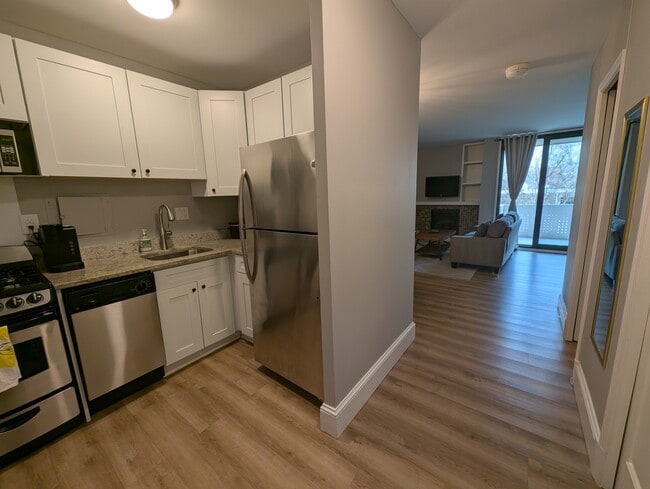 Building Photo - 300 M St SW