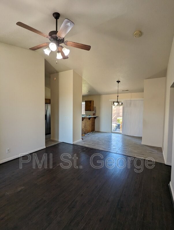 Building Photo - 1422 N 2130 W