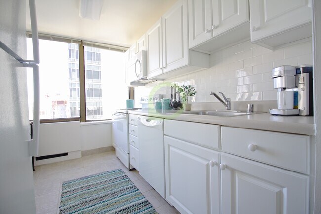 Foto del edificio - 343 E Ontario St