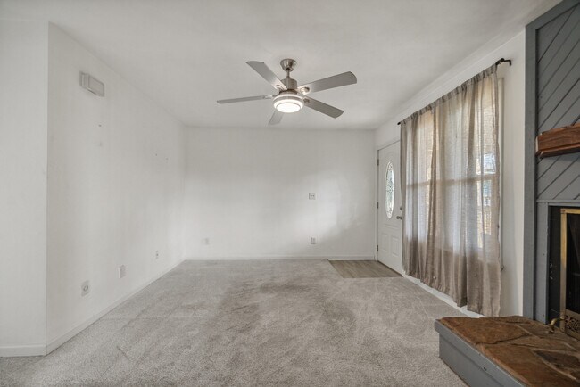 Foto del edificio - 1311 E Ocean View Ave