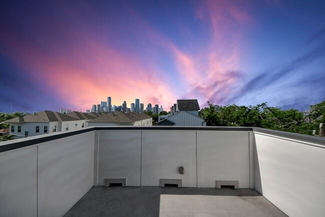 Foto del edificio - 2302 Johnson St