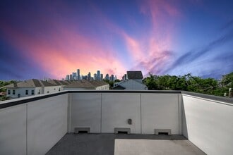 Building Photo - 2302 Johnson St