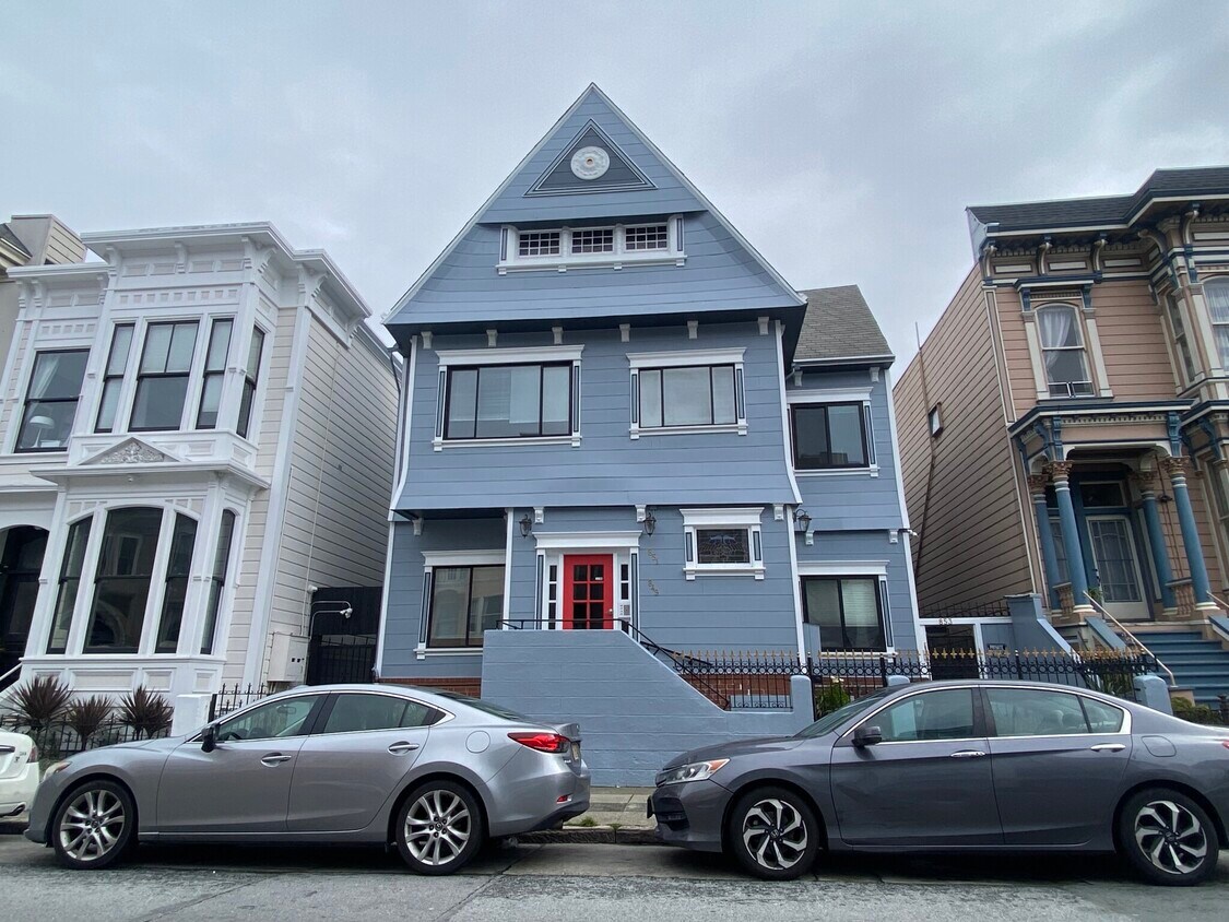 Primary Photo - 851 Capp St