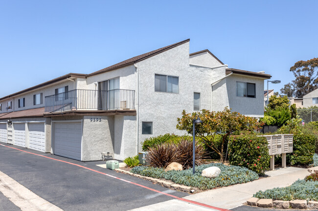 Building Photo - La Jolla Mesa Estates