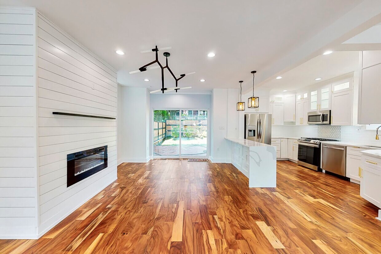 Foto principal - 2348 Pittock St