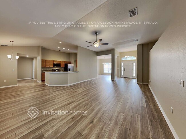 Foto del edificio - 6916 Krenson Oaks St