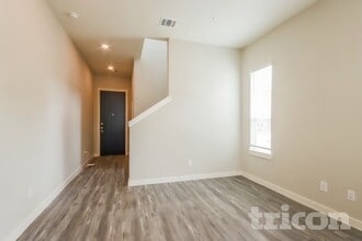 Interior Photo - Tricon Willow Creek