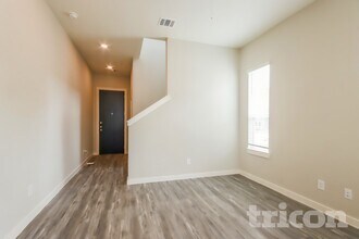 Interior Photo - Tricon Willow Creek