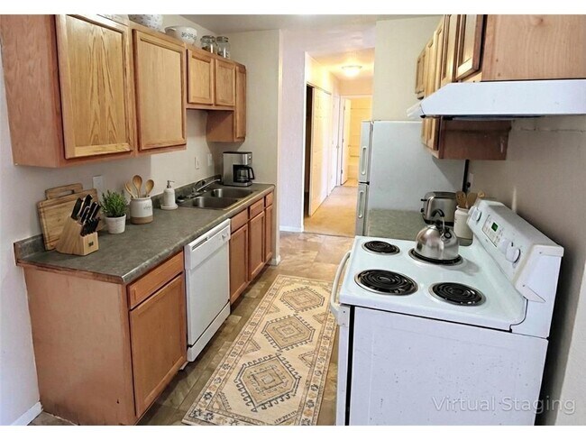 Foto del edificio - 808 Evergreen Ave