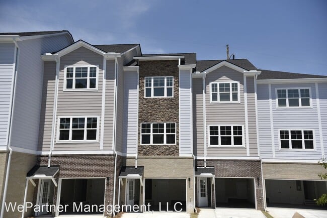 Building Photo - 3 br, 3.5 bath House - 2006 Ocean Dr. NW