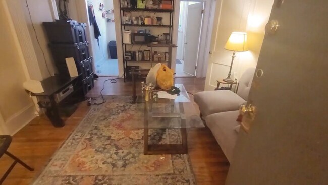 Building Photo - Perfect for I-20 students looking to save ...