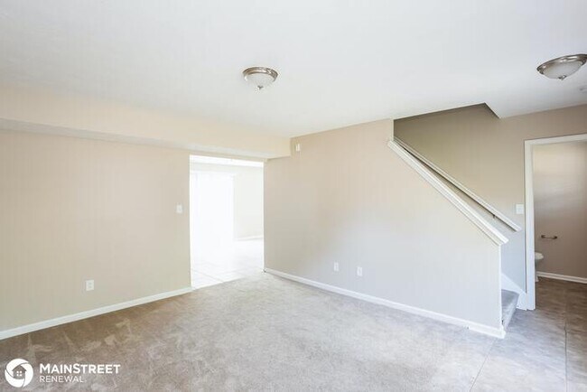 Foto del edificio - 5330 Claybrooke Dr, Indianapolis, IN 46221