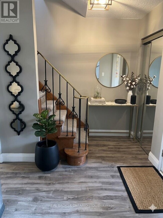 Photo du bâtiment - 8 Ralgreen Crescent