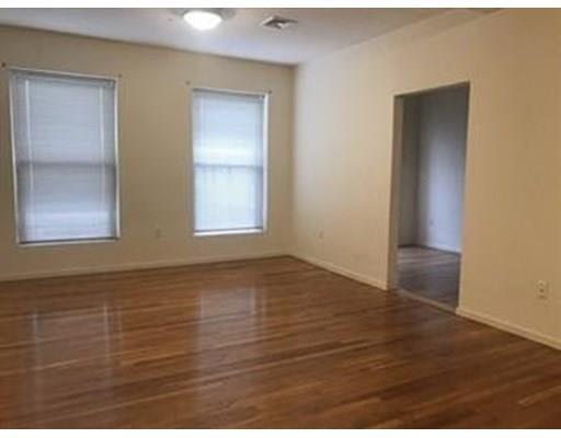 Foto del edificio - 22-28 W Main St