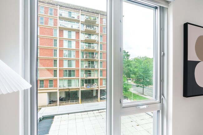 Foto del edificio - 600 4th St SW