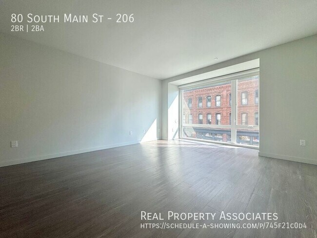 Foto del edificio - 80 South Main St