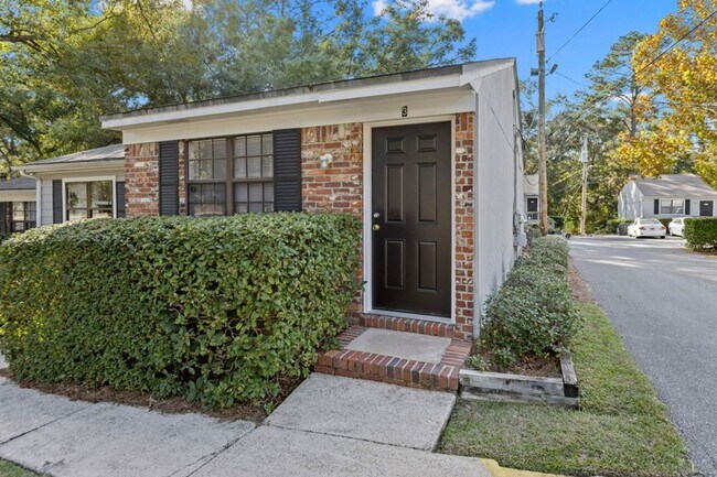 Building Photo - 3112 Mission Road