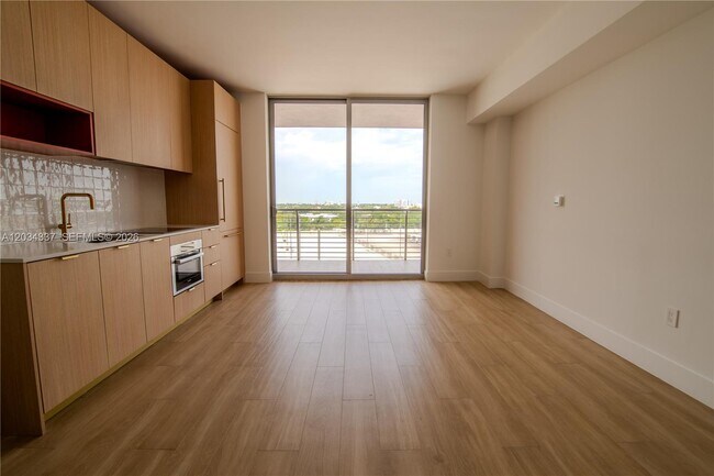 Foto del edificio - 90 NE 32nd St