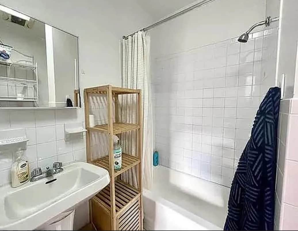 Building Photo - E. 14th St, 1St Ave