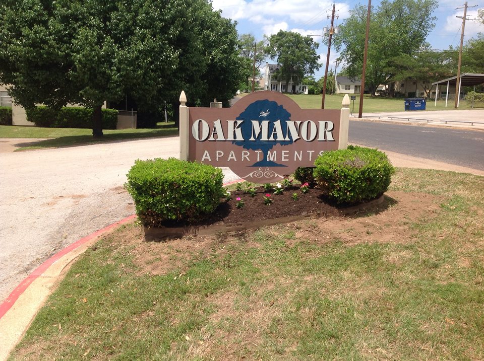 Foto principal - Oak Manor Apartments