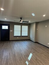 Building Photo - 7906 Sexton St