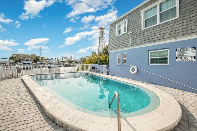 Foto del edificio - 390 W Cocoa Beach Causeway