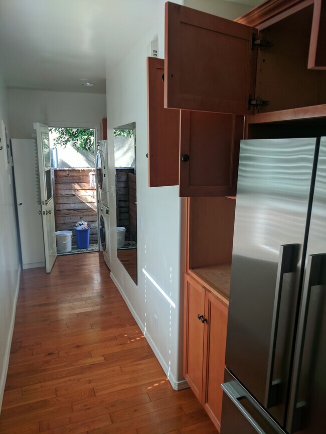 Foto del edificio - 1053 6th Ave