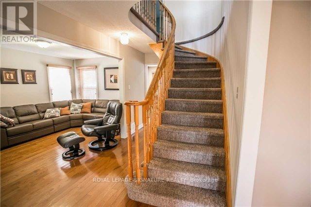 Photo du bâtiment - 6517 Warbler Ln