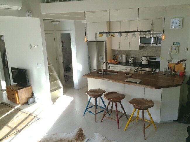 Main Living Room - 135 N 9th St