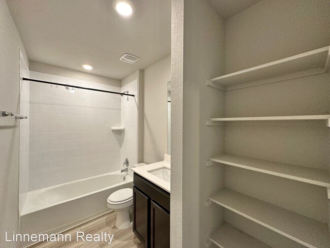 Foto del edificio - 4 br, 2 bath House - 2313 Merganser Drive
