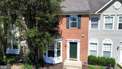 Building Photo - 6722 Emmanuel Ct