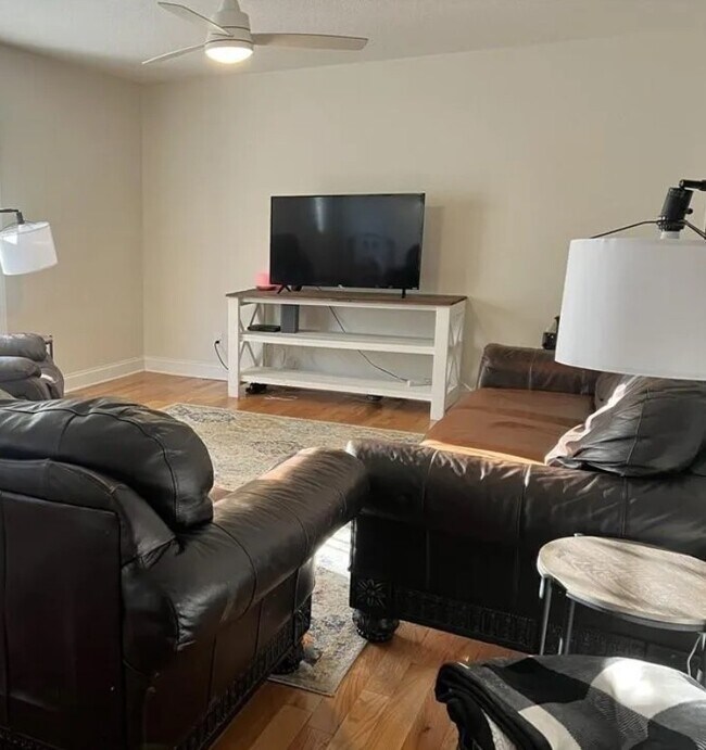Foto del edificio - 132 SE 33rd St