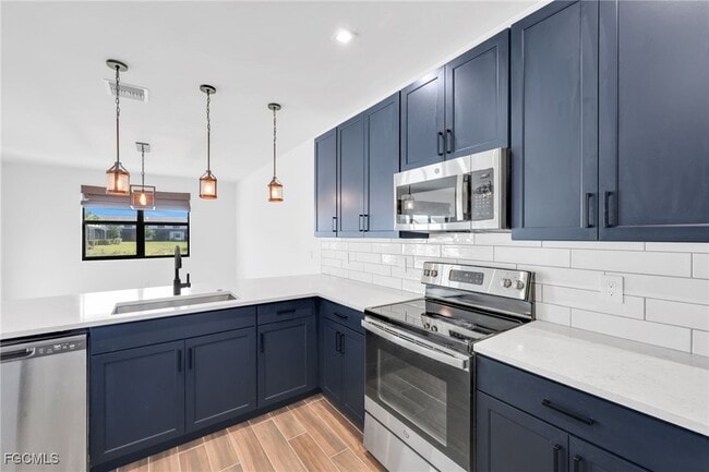 Building Photo - 7584 Carnegie Way