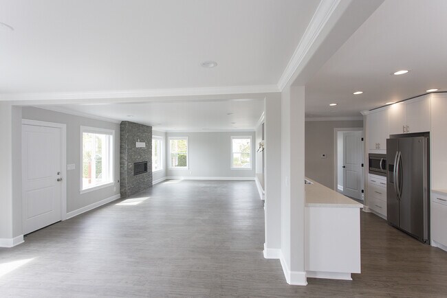 Foto del edificio - Newly Remodeled 3 Bedroom House by La Joll...