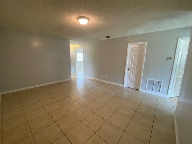 Foto del edificio - 3208 Louisiana Ave