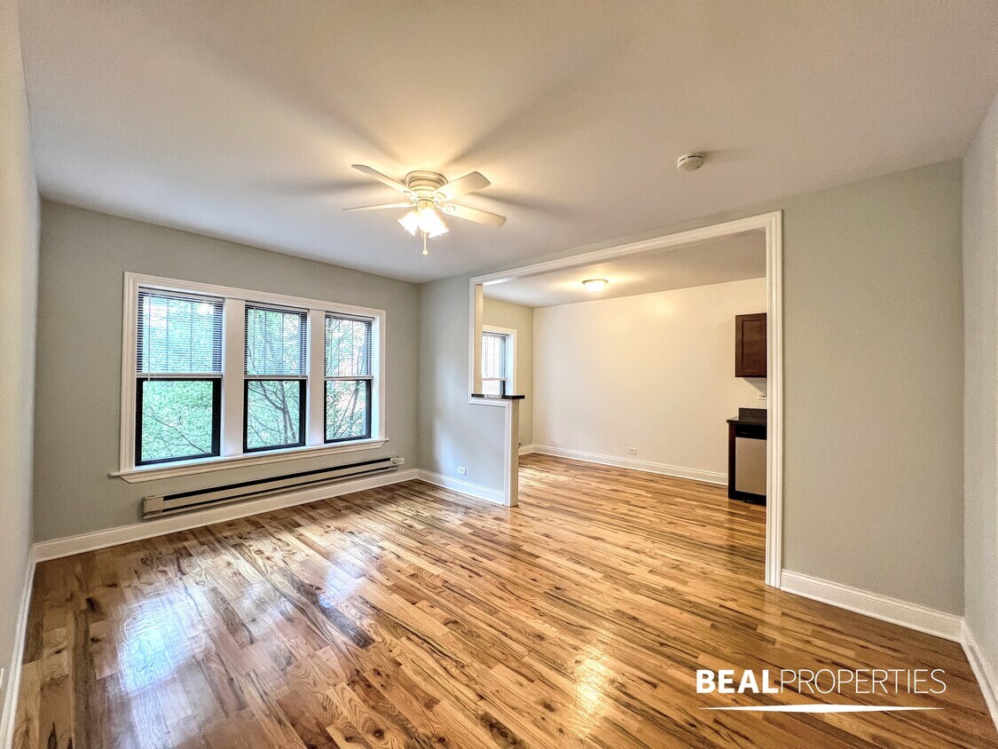 Foto principal - 630 W Cornelia Ave