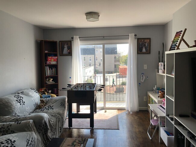 Building Photo - 3 br, 2 bath  - 503 Clinton Ave