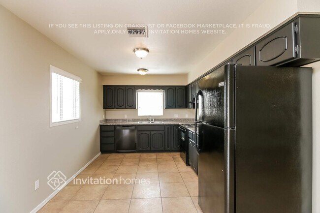 Foto del edificio - 1376 E 30th Ave