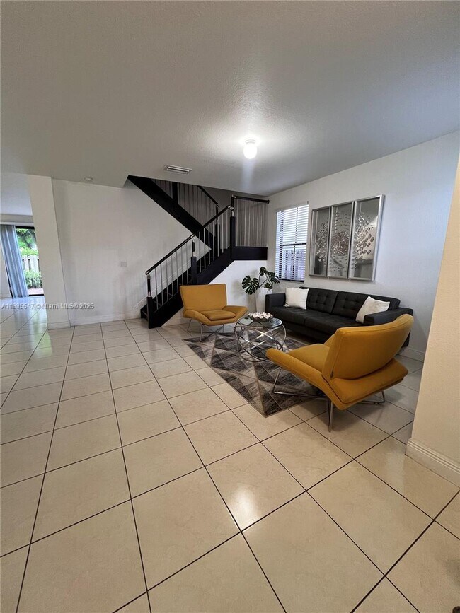 Foto del edificio - 9866 NW 10th St