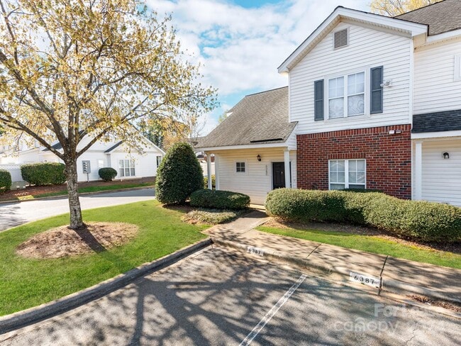 Building Photo - 6387 Mallard View Ln
