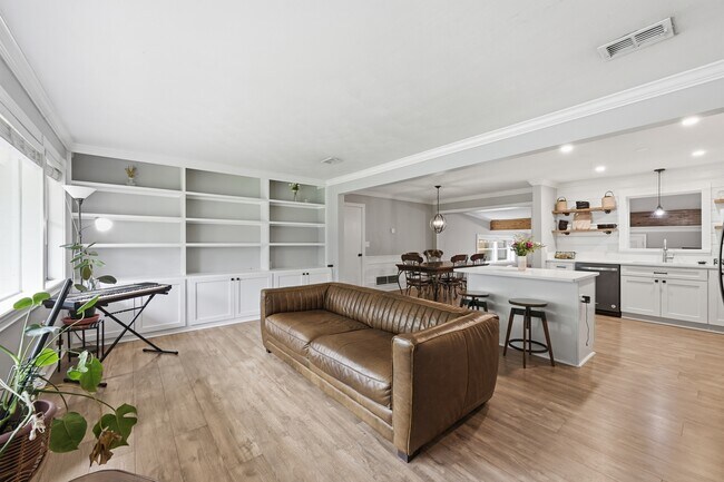 Building Photo - 3764 Culp Dr