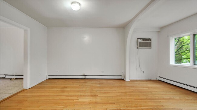 Foto del edificio - 117 Glenwood Rd