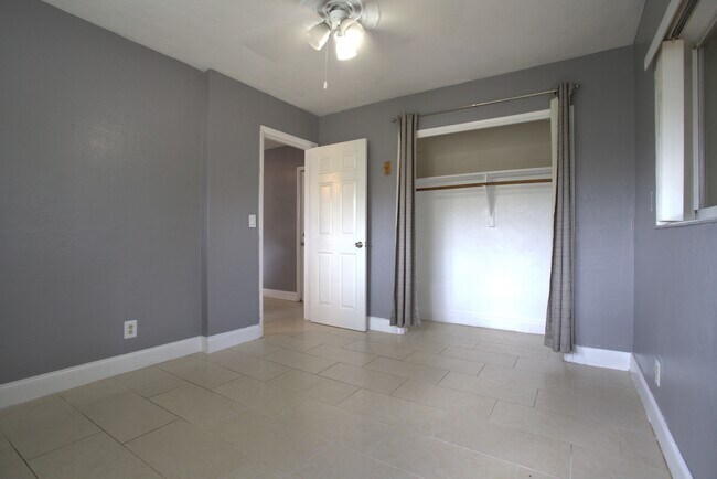 Foto del edificio - 278 SW 9th St