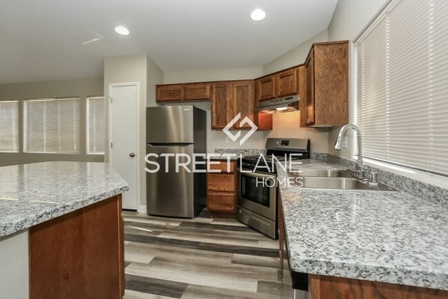 Building Photo - 3 Bedroom in Las Vegas!