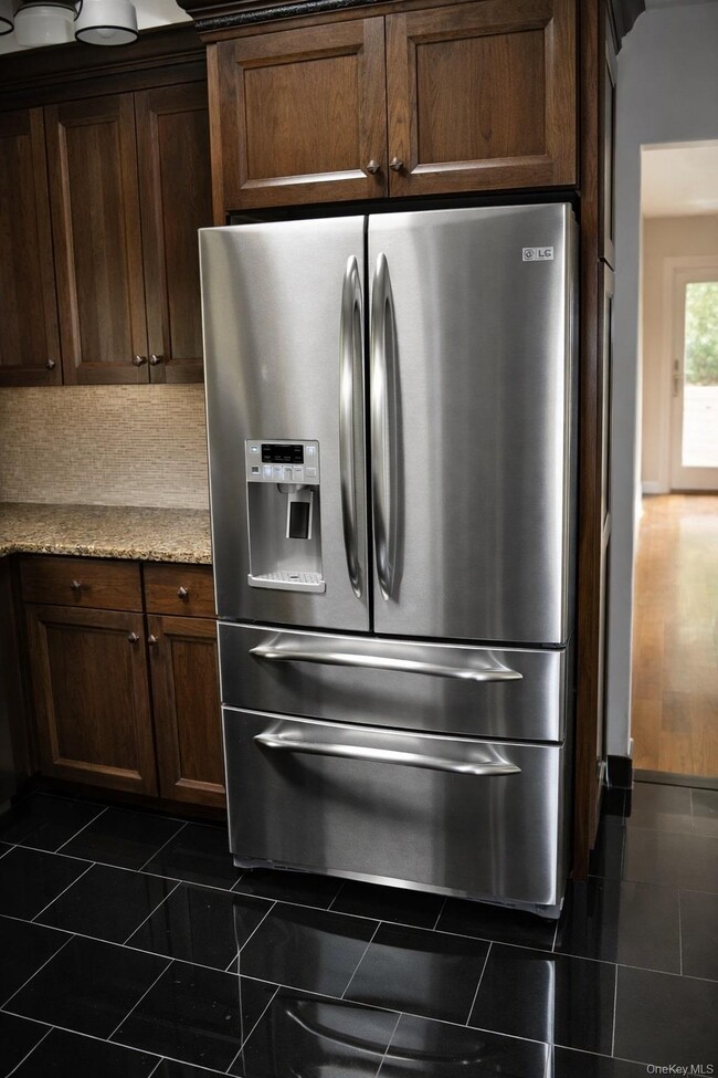 Foto del edificio - 42 Clarewood Dr