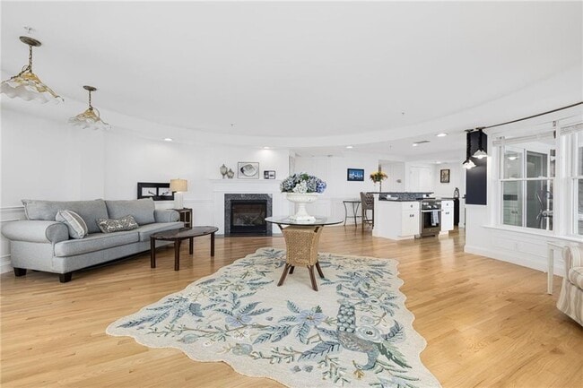 Building Photo - 53 Conanicus Ave
