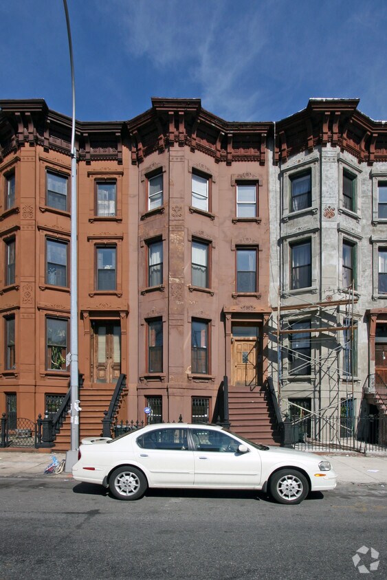 Primary Photo - 907a Lafayette Ave