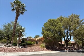 Building Photo - 8524 Willowrich Dr