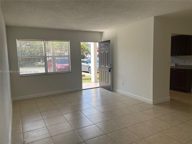 Building Photo - 400 NW 65th Ave